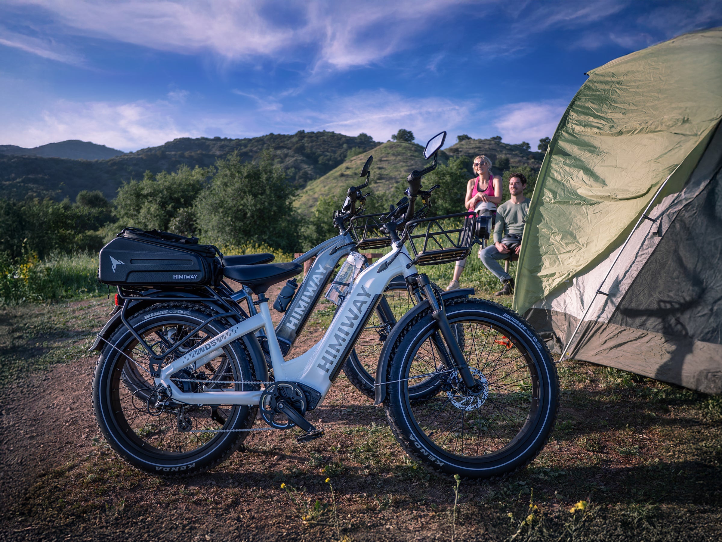 Himiway D5 Zebra all-terrain e-bike – lifestyle