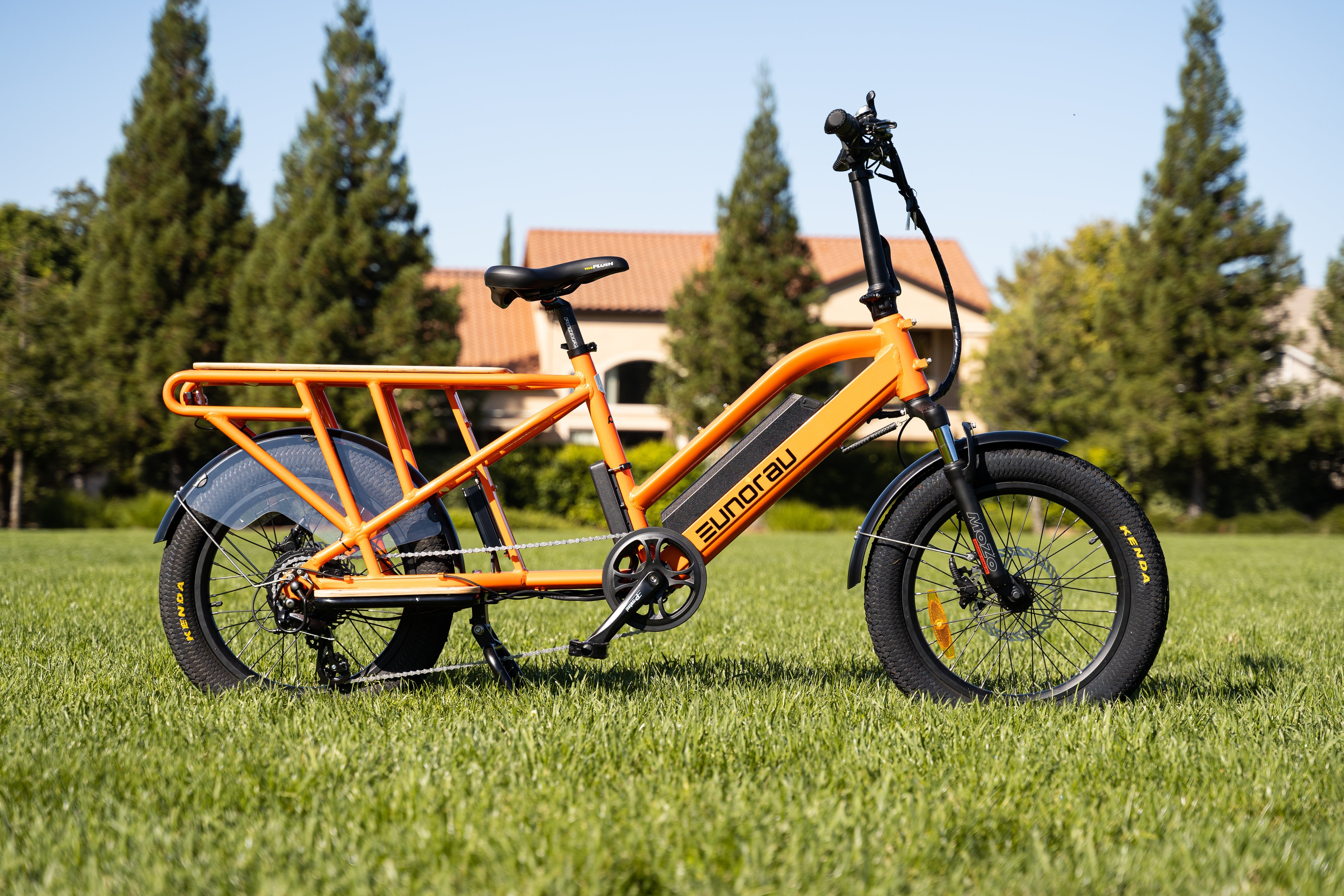 Eunorau G30-CARGO 2.0 Cargo eBike – lifestyle