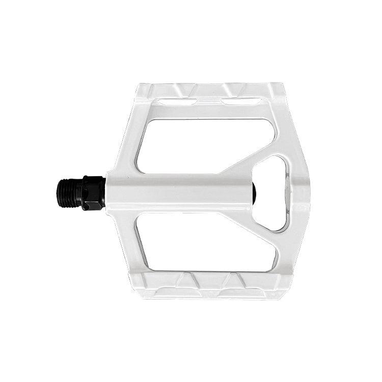A white VTUVIA pedal, underside