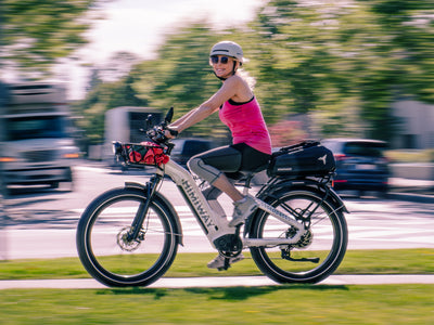 Himiway D5 Zebra all-terrain e-bike – lifestyle