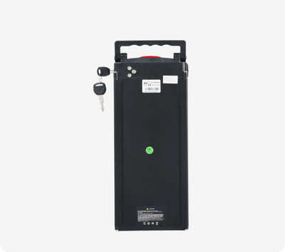 DWMEIGI battery pack, rear view with its key