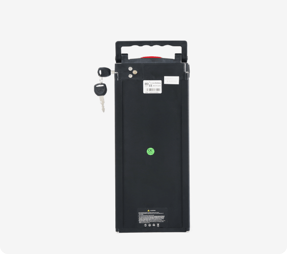 DWMEIGI battery pack, rear view with its key