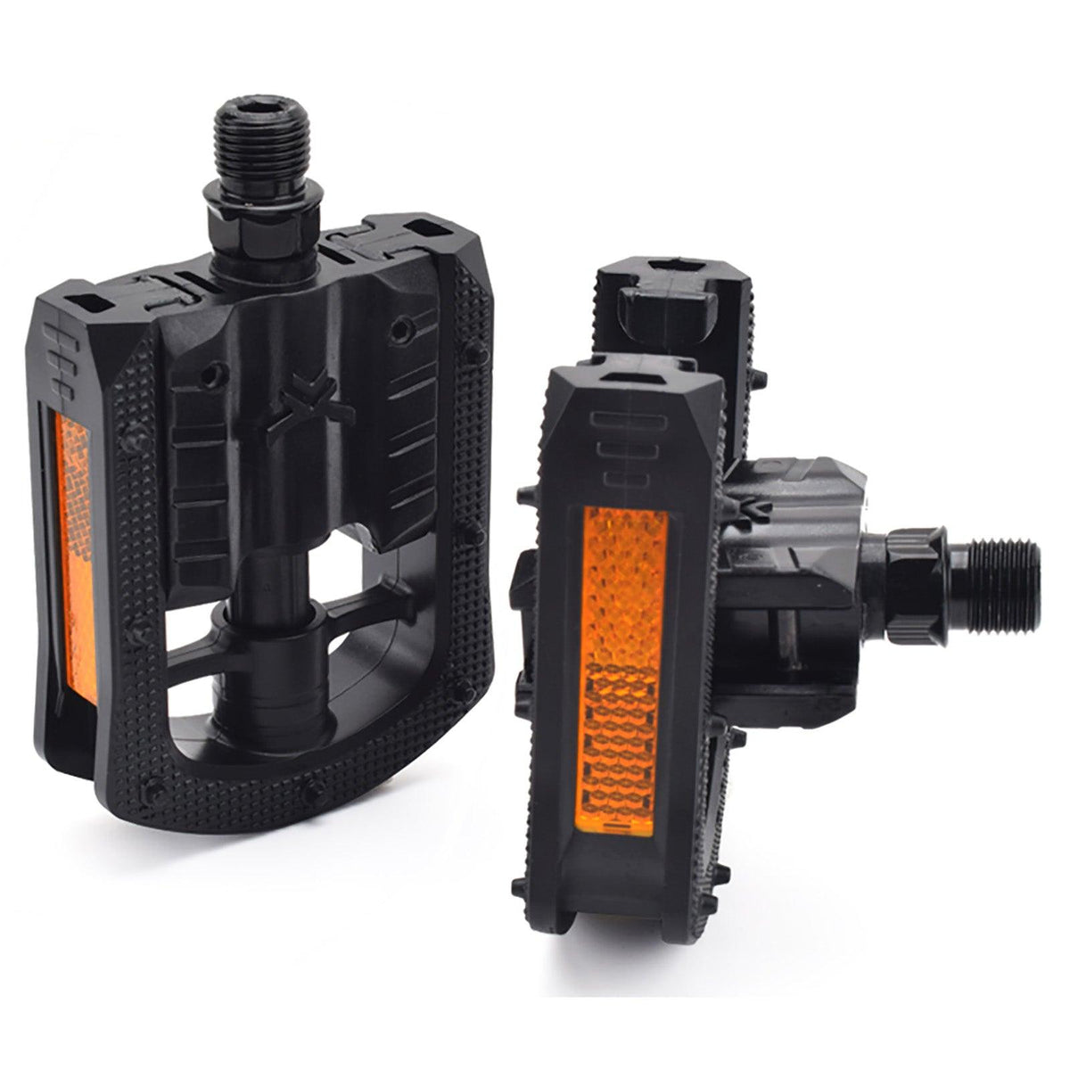 A pair of VTUVIA black plastic pedals with orange reflectors