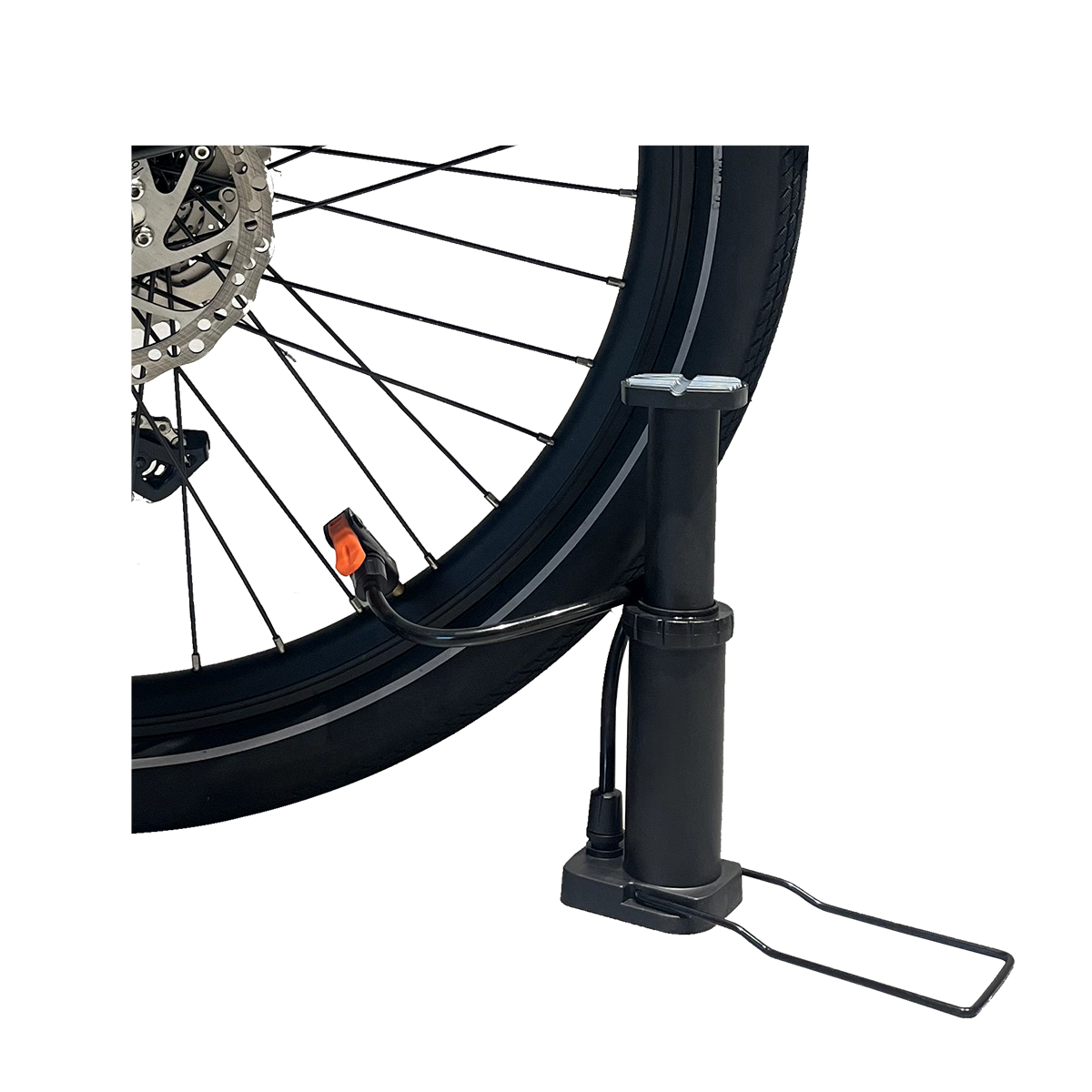 VTUVIA portable pump fitted to a tire valve